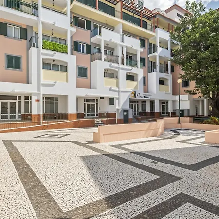 Apartamento Pateo Do Carmo - By Wehost